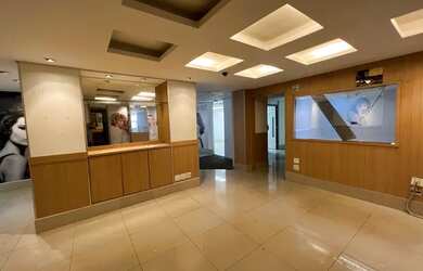 Imagem: O depósito para alugar possui 1 Vaga na garagem e 460m² de