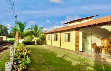 Imagem: A casa possui 3 Dormitórios, 4 Vagas na garagem e está localizado