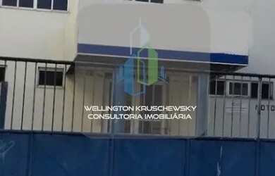 Imagem: O depósito possui 5 Vagas na garagem, 1.743m² de Área e