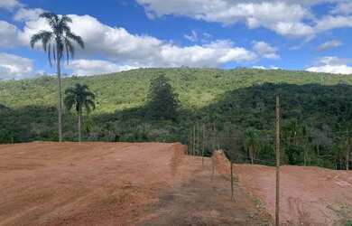 Imagem 2: Lote/Terreno A Venda. 100m² de Área