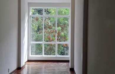 Imagem: O apartamento possui 2 Dormitórios, 2 Banheiros, 70m² de Área