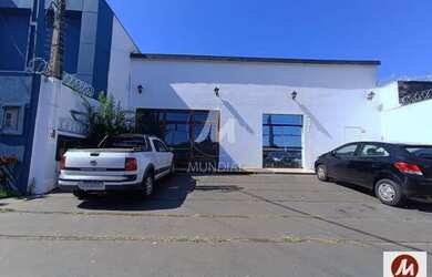 Imagem: O depósito possui 4 Vagas na garagem e 470m² de Área e está