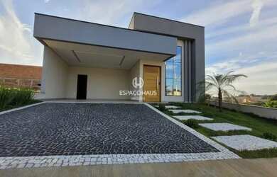 Imagem: A casa em condomínio possui 3 Dormitórios, 4 Banheiros, 4