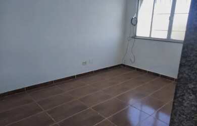 Imagem: O apartamento possui 2 Dormitórios, 1 Banheiro, 60m² de Área