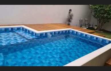 Imagem: A casa em condomínio possui 3 Dormitórios, 3 Banheiros, 2