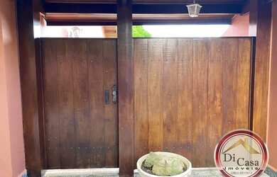 Imagem 8: Casa de Alto Padrão, Vila Santista, lazer com piscina e campo de futebol