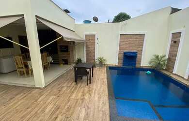 Imagem: A casa em condomínio possui 3 Dormitórios, 2 Banheiros, 2