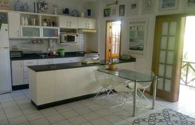 Imagem: O apartamento possui 2 Dormitórios, 2 Banheiros, 2 Vagas na