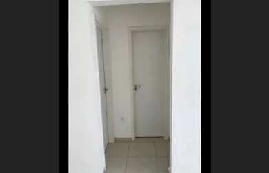 Imagem: A casa em condomínio possui 2 Dormitórios, 1 Banheiro, 2 Vagas