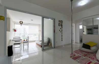 Imagem: O apartamento possui 2 Dormitórios, 2 Banheiros, 1 Vaga na