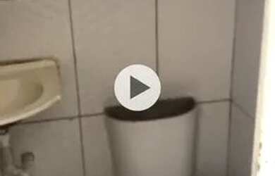 Imagem: A casa possui 1 Dormitório, 1 Banheiro, 1 Vaga na garagem e