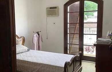 Imagem 9: Casa no Embaré. Churrasqueira, Varanda, Área de serviçoe210m² de Área