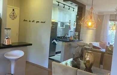 Imagem: O apartamento possui 2 Dormitórios, 1 Banheiro, 1 Vaga na garagem