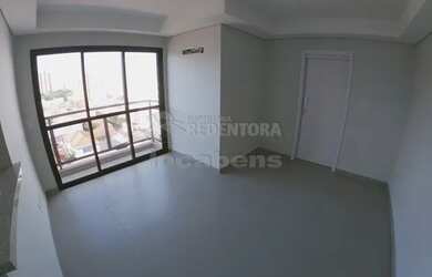 Imagem: O apartamento possui 1 Dormitório, 1 Banheiro, 1 Vaga na garagem