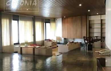 Imagem: O apartamento possui 4 Dormitórios, 5 Banheiros, 5 Vagas na