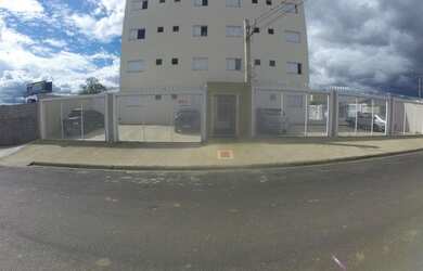 Imagem: O apartamento possui 2 Dormitórios, 2 Banheiros, 2 Vagas na