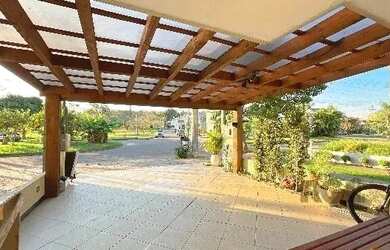 Imagem 5: Casa em Porto Alegre, no bairro Hípica, com 3 dormitório s , e 3 banheiros,...