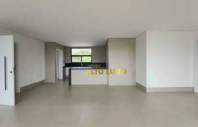 Imagem: O apartamento possui 3 Dormitórios, 5 Banheiros, 3 Vagas na