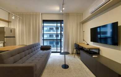 Imagem: O apartamento possui 1 Dormitório, 1 Banheiro, 1 Vaga na garagem