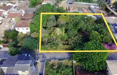 Imagem: O terreno possui 498m² de Área e está localizado em Costazul