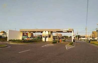 Imagem: O terreno possui 332m² de Área e está localizado em Centro