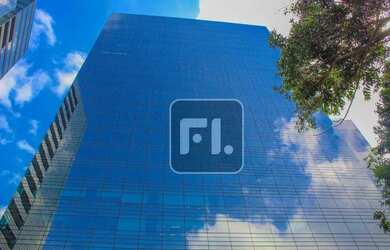 Imagem: O depósito possui 5 Vagas na garagem e 122m² de Área e está