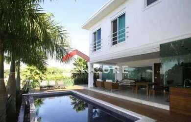 Imagem: A casa em condomínio possui 4 Dormitórios, 5 Banheiros, 4