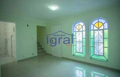 Imagem: A casa possui 2 Dormitórios, 1 Banheiro, 1 Vaga na garagem