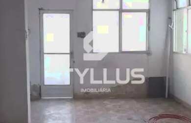 Imagem: A casa possui 3 Dormitórios, 2 Banheiros, 1 Vaga na garagem