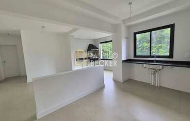 Imagem: O apartamento possui 3 Dormitórios, 5 Banheiros, 3 Vagas na