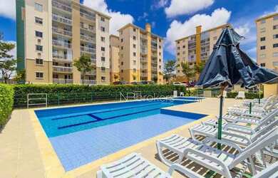 Imagem: O apartamento possui 2 Dormitórios, 1 Banheiro, 1 Vaga na garagem