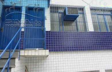 Imagem: O depósito possui 4 Vagas na garagem, 175m² de Área e está