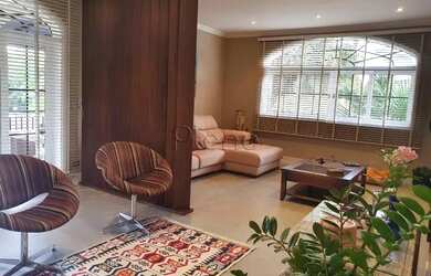 Imagem: A casa em condomínio à venda possui 5 Dormitórios, 5 Banheiros