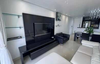 Imagem: O apartamento possui 2 Dormitórios, 2 Banheiros, 2 Vagas na