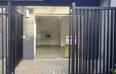 Imagem: O depósito possui 1 Vaga na garagem, 30m² de Área e está