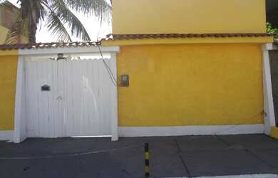 Imagem: A casa possui 2 Dormitórios, 1 Banheiro, 1 Vaga na garagem