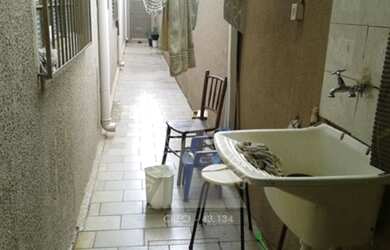 Imagem 13: Casa. Área de serviço, 78m² de Área, 2 Vagas na garageme2 Dormitórios