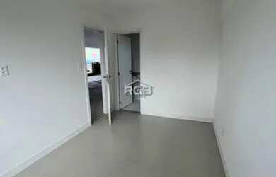 Imagem 9: Apartamento à venda no bairro Caminho das Árvores - Salvador/BA