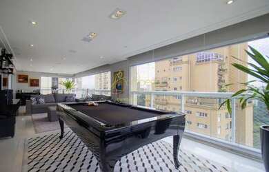 Imagem: O apartamento possui 5 Dormitórios, 5 Banheiros, 4 Vagas na