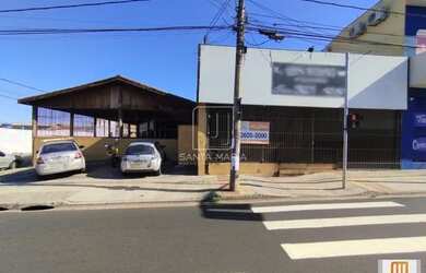 Imagem: O depósito possui 4 Vagas na garagem, 390m² de Área, Imóvel