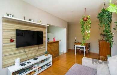 Imagem 5: Um Belo apartamento de 2 dormítorios ,com vaga de garagem no bairro Bela...