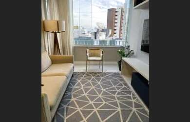 Imagem: O apartamento à venda possui 1 Dormitório, 1 Banheiro, 1 Vaga