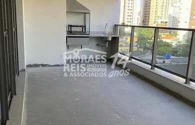 Imagem: O apartamento possui 3 Dormitórios, 4 Banheiros, 2 Vagas na