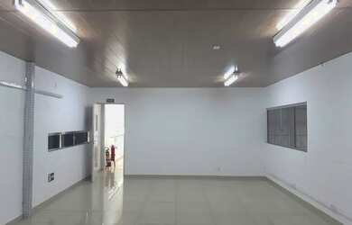 Imagem: A casa possui 1 Dormitório, 2 Banheiros, 1.500m² de Área