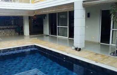 Imagem: A casa em condomínio possui 4 Dormitórios, 5 Banheiros, 4