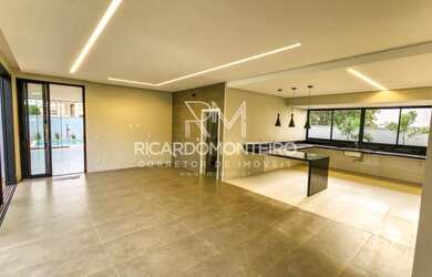 Imagem: A casa em condomínio possui 4 Dormitórios, 5 Banheiros, 5