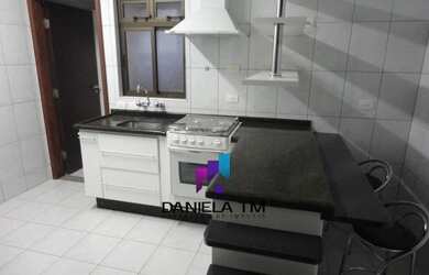 Imagem: O apartamento possui 4 Dormitórios, 2 Banheiros, 1 Vaga na