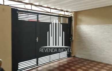 Imagem: A casa possui 2 Dormitórios, 2 Banheiros, 2 Vagas na garagem