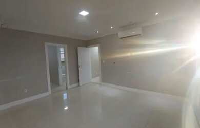 Imagem 5: ALUGO LINDA CASA TIPO APARTAMENTO, TODA NO FINO ACABAMENTO