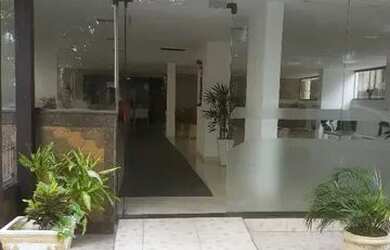 Imagem: O apartamento possui 2 Dormitórios, 1 Banheiro e 1 Vaga na